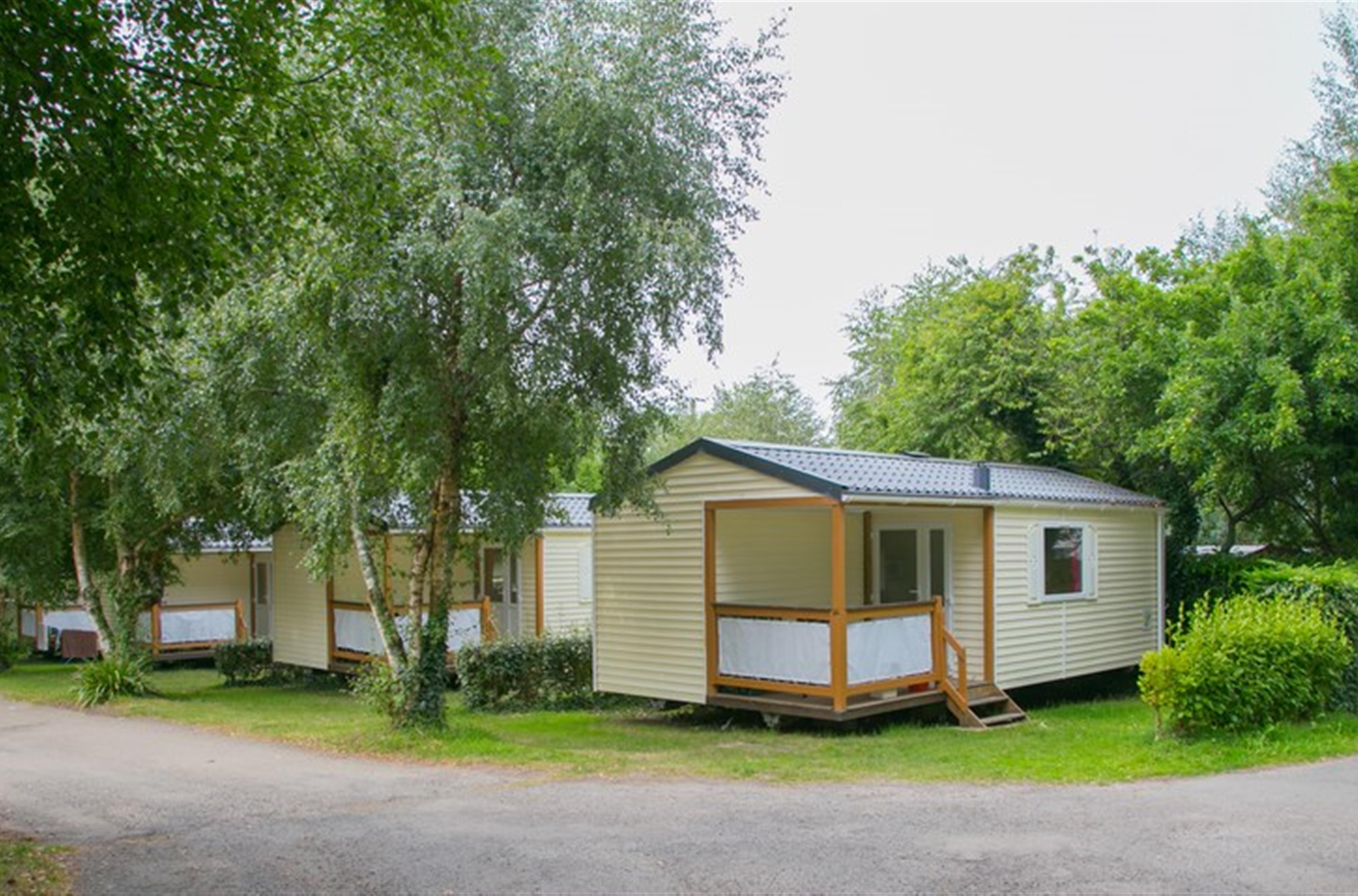 mobil-home 2 chambres/4 pers avec terrasse