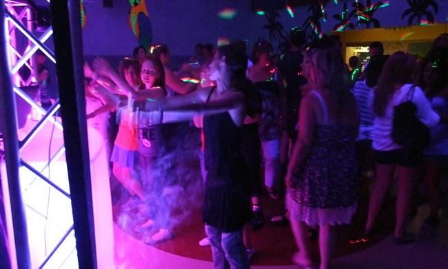 Soirée dansante au camping de la Plage à Bénodet