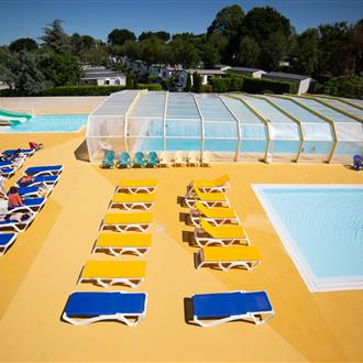 Piscine couverte du Camping de la plage à Bénodet