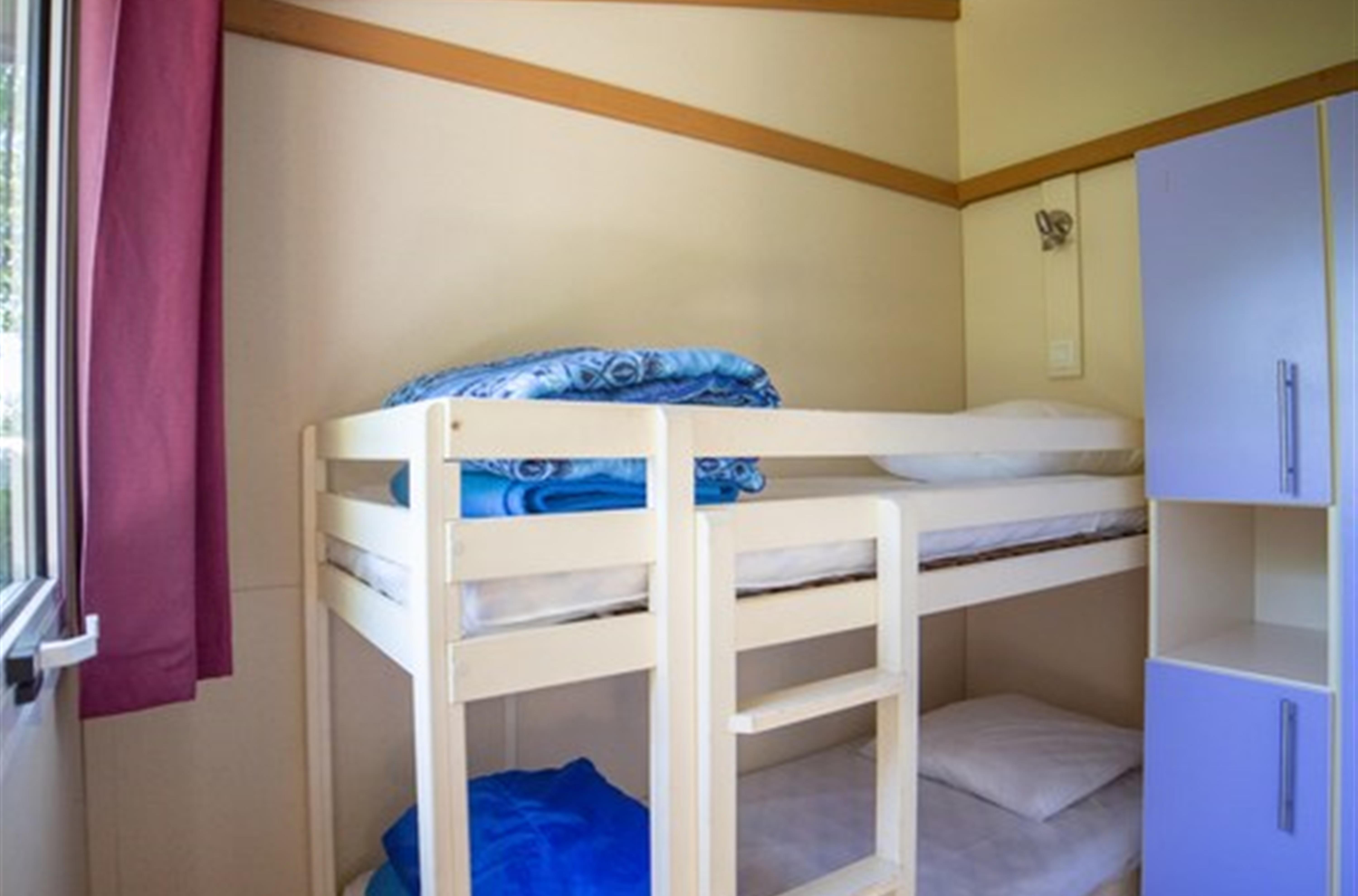 chambre avec lits superposés