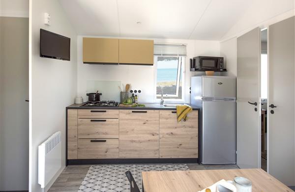 Cuisine dans le chalet Club Camping de la plage 29950 Bénodet