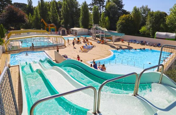 Parc aquatique du Camping de la plage à Bénodet